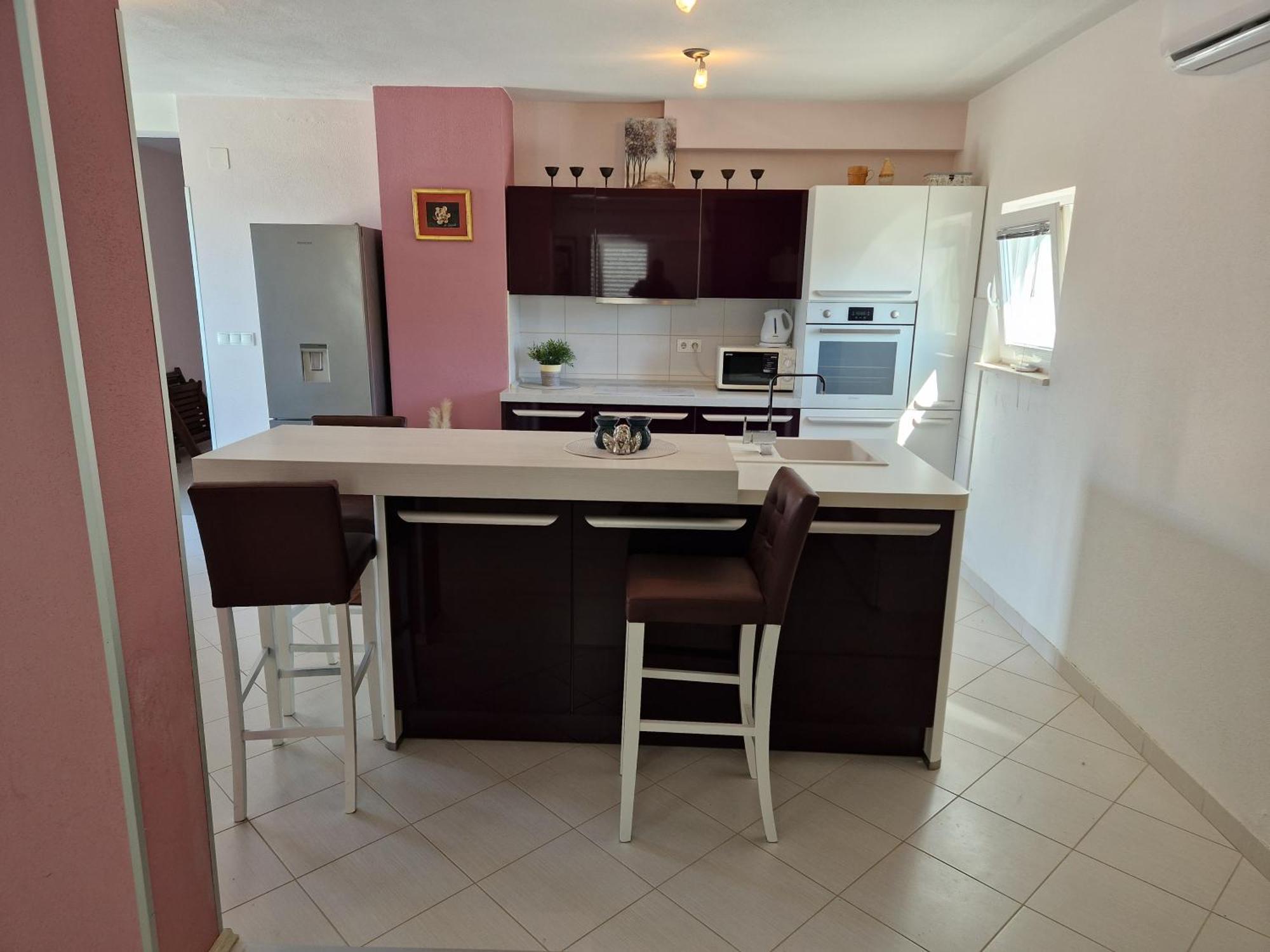 Apartments Ivano クレック 部屋 写真
