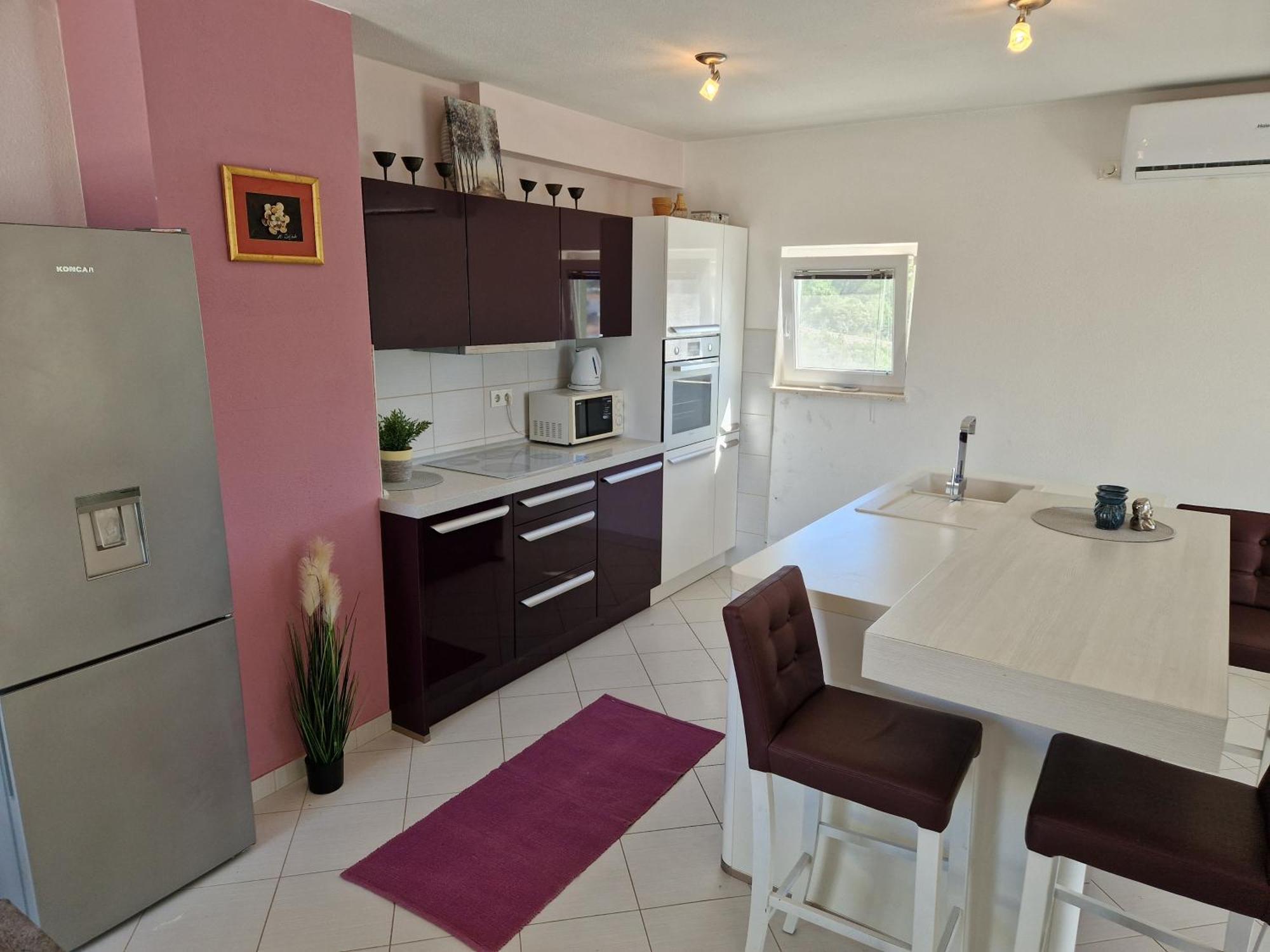 Apartments Ivano クレック 部屋 写真