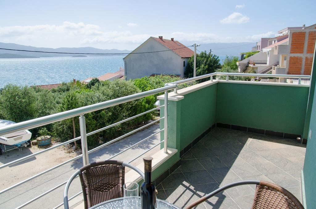 Apartments Ivano クレック エクステリア 写真