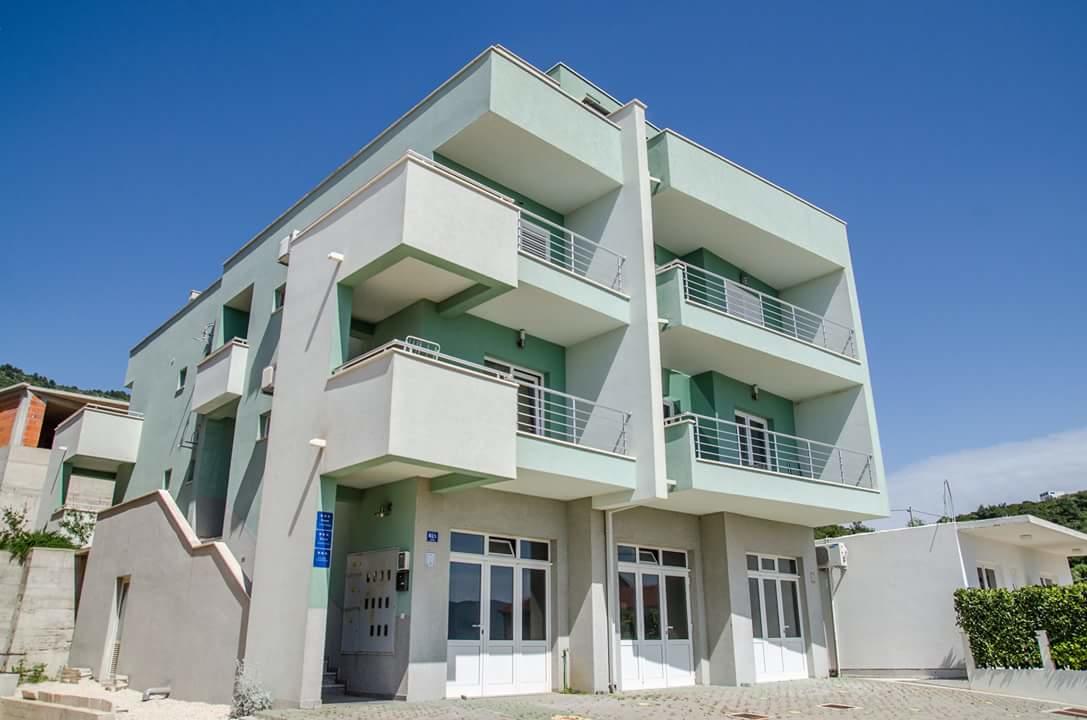 Apartments Ivano クレック エクステリア 写真